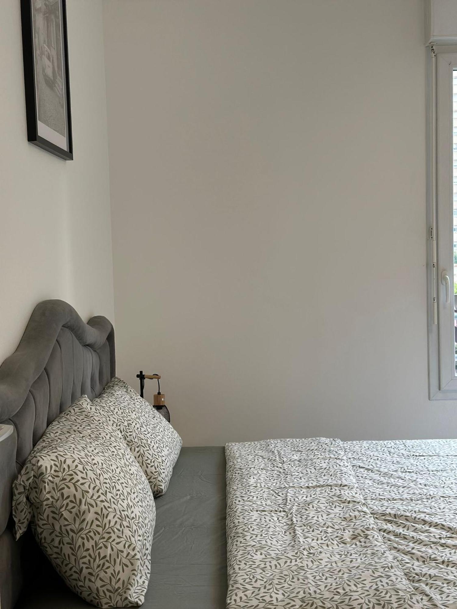 Sri-Indo Bobigny Paris Apartment Ngoại thất bức ảnh