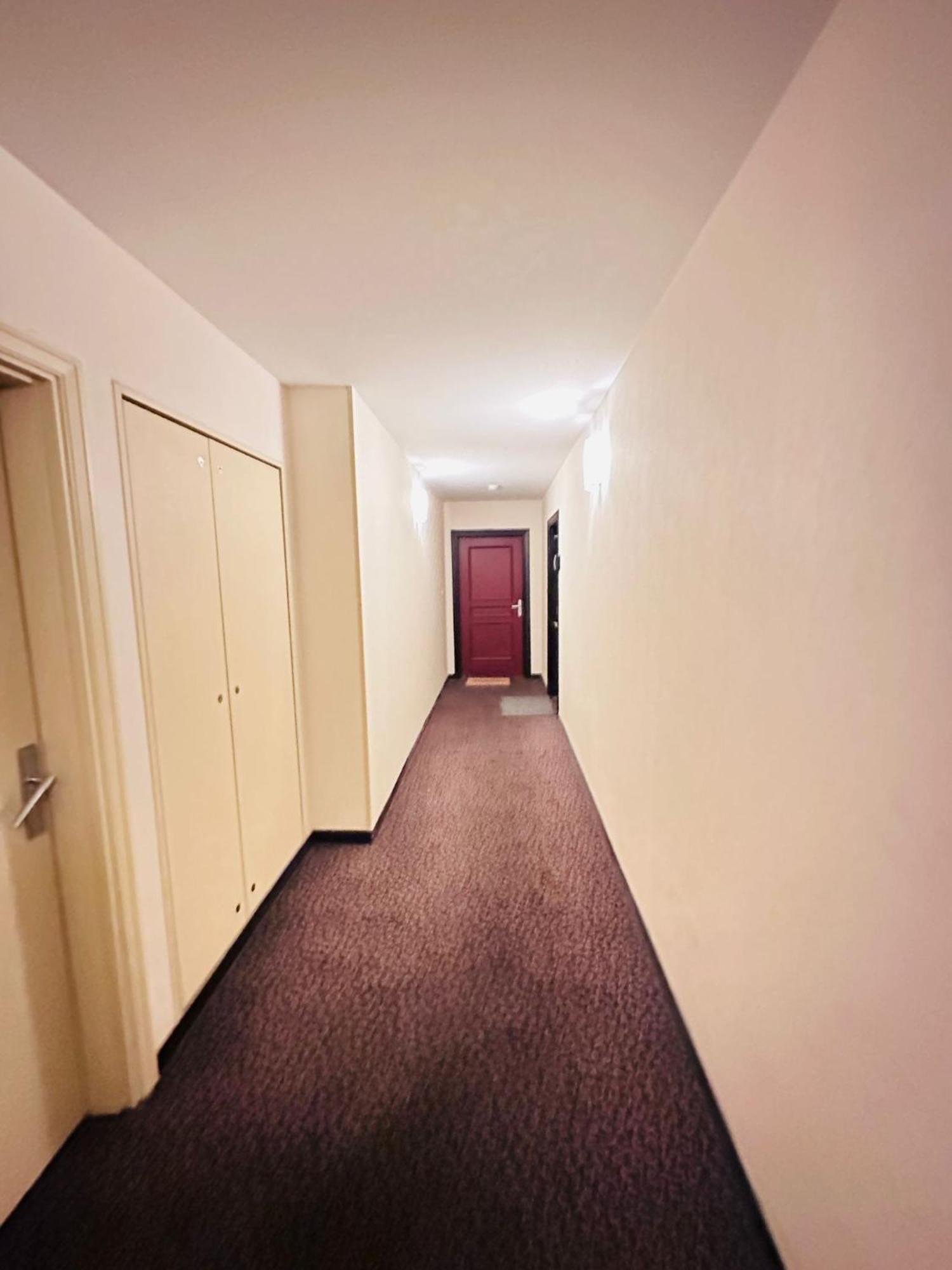 Sri-Indo Bobigny Paris Apartment Ngoại thất bức ảnh